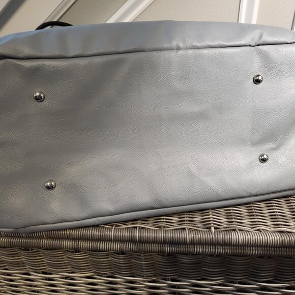 Brylane Weekender Overnight Bag Tote Lightweight Neutral Gray Unisex - Picture 9 of 14